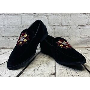 ASOS Design Men's Black Velvet Loafers with Embroidered Crest Badge Size 8 US